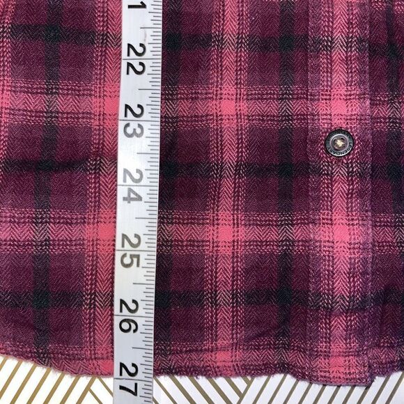 Legendary Whitetails Shirt Wmns Med Flannel Button Down Plaid Faux Lace Western - Picture 9 of 10